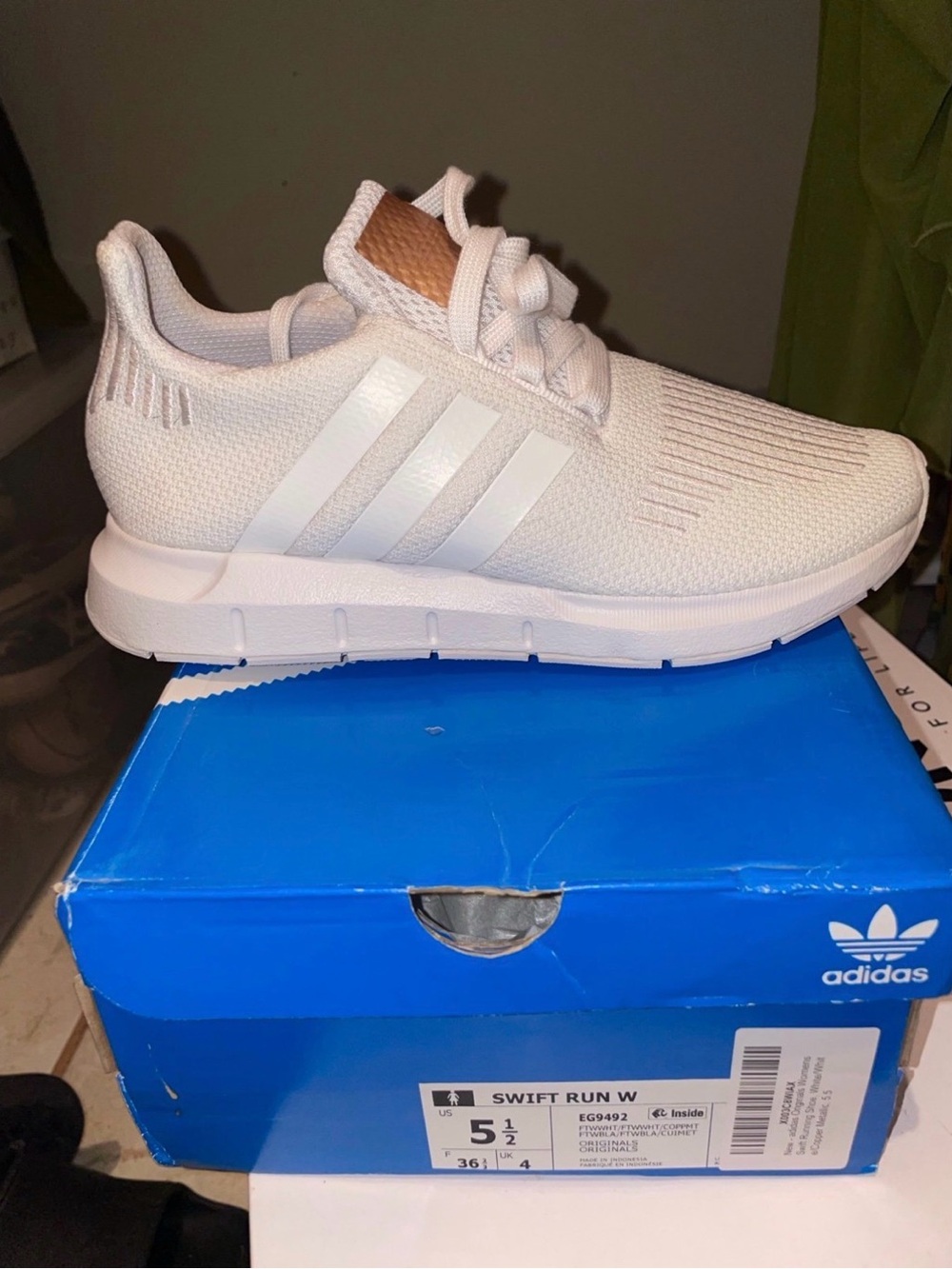 adidas women’s swift run 5 1/2